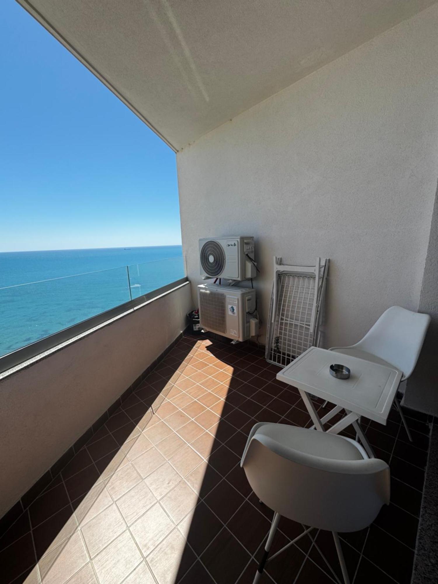 Sky & Sea View Luxury Apartments Durres Bagian luar foto
