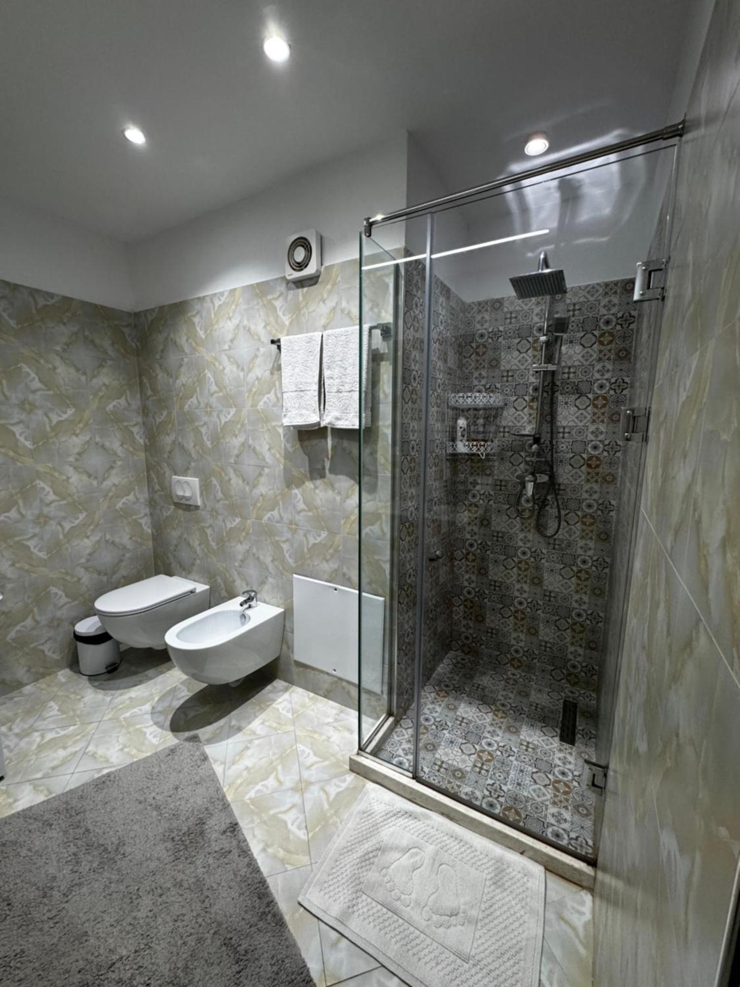 Sky & Sea View Luxury Apartments Durres Bagian luar foto